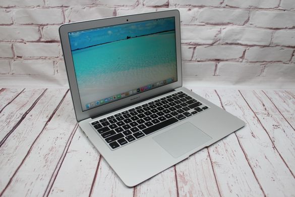 MacBook Air 13 (2015)