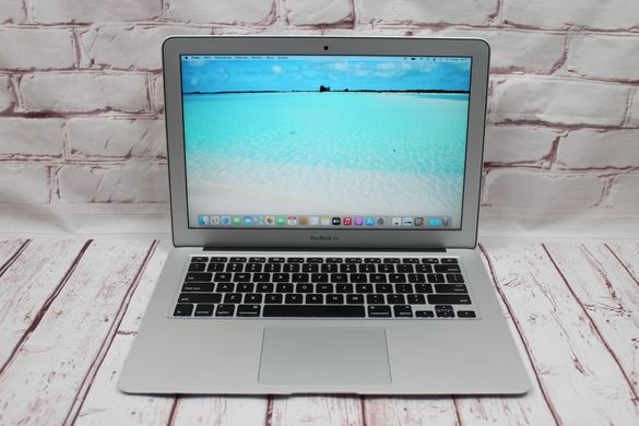 MacBook Air 13 (2015)