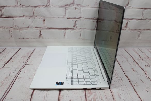 Samsung Galaxy Book PRO NP950XDB