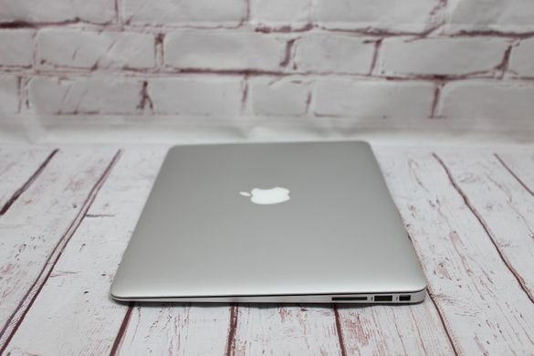 MacBook Air 13 (2013)