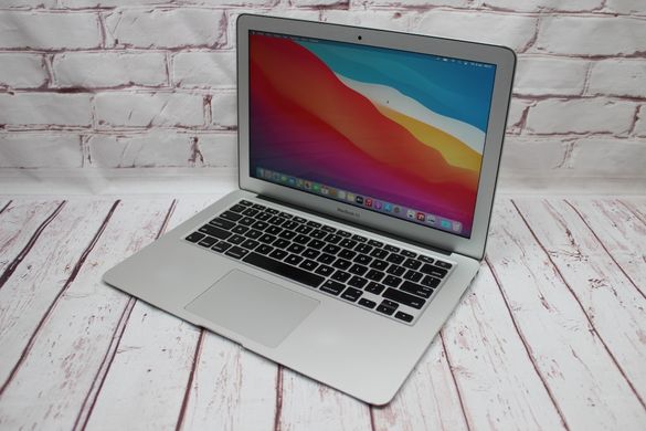 MacBook Air 13 (2013)