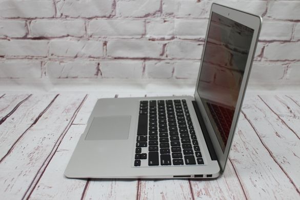 MacBook Air 13 (2013)