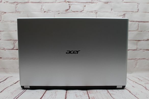 Acer Aspire V5-571P