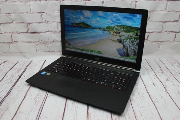 Acer Aspire VN7-591G.