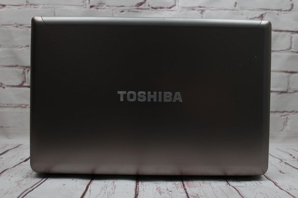 Toshiba Satellite P855