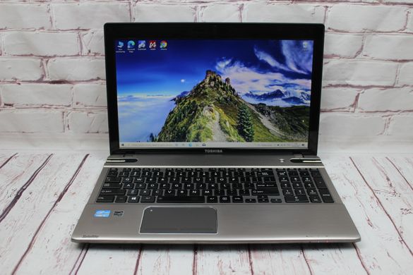 Toshiba Satellite P855