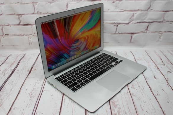 MacBook Air 13 (2013)