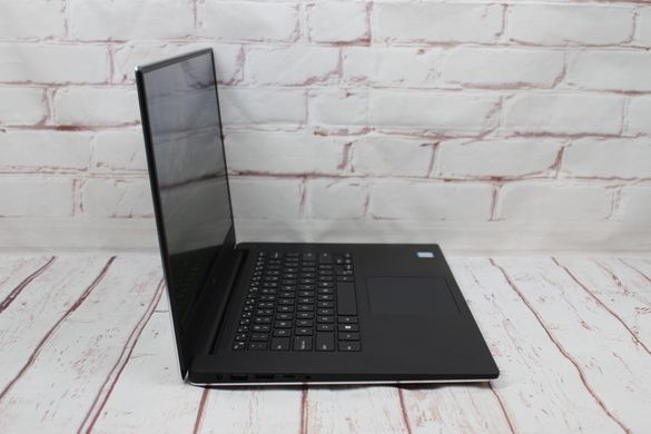 Dell Precision 5520