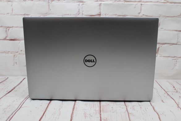 Dell Precision 5520