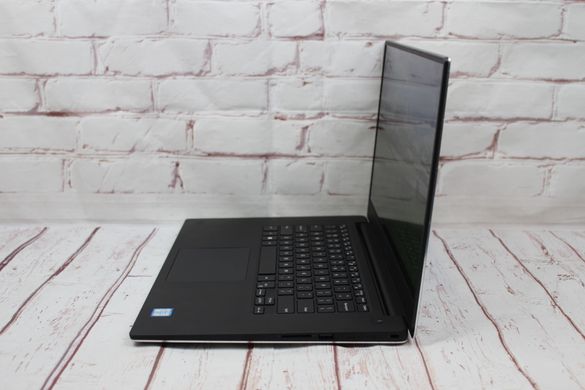 Dell Precision 5520