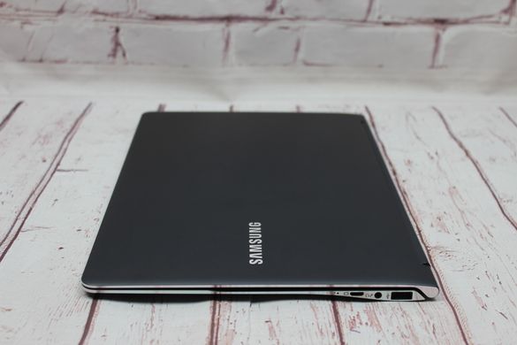 Samsung NP900X3G