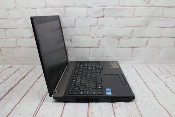 Acer TravelMate TM8573T