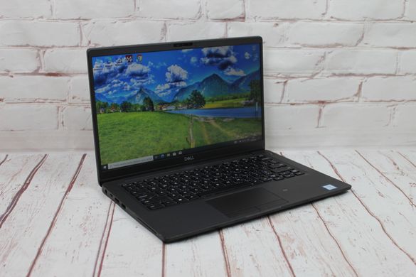 Dell Latitude 7400