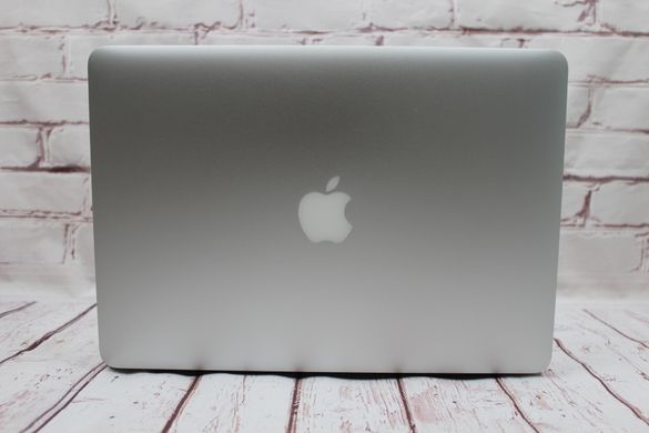 MacBook Air 13 (2015)