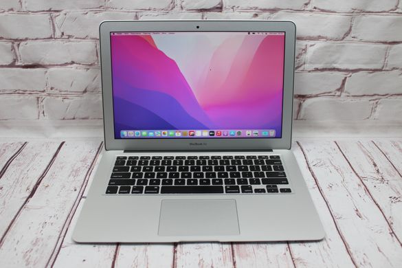 MacBook Air 13 (2015)