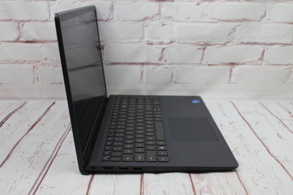 Dell Inspiron 3511