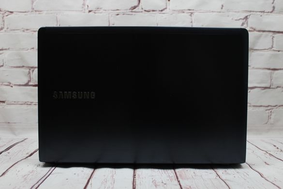 Samsung NP470R5E