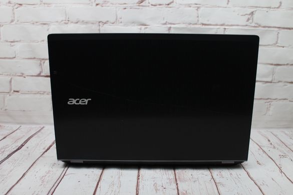 Acer Aspire V3-575