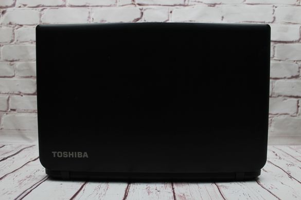 Toshiba Satellite C50-B.